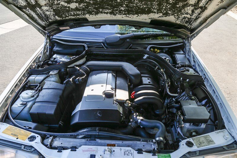 Used 1995 Mercedes-Benz E 320 Convertible image 92
