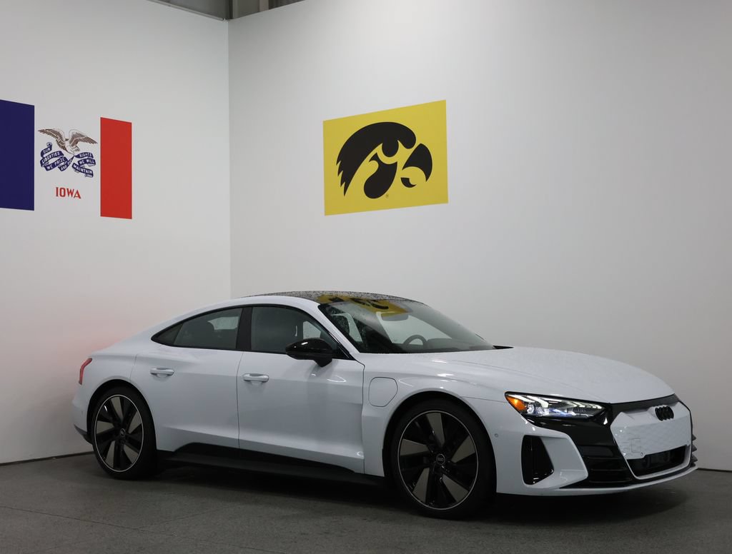 Used 2023 Audi e-tron GT Prestige w/ Prestige Package AWD/4WD image 1