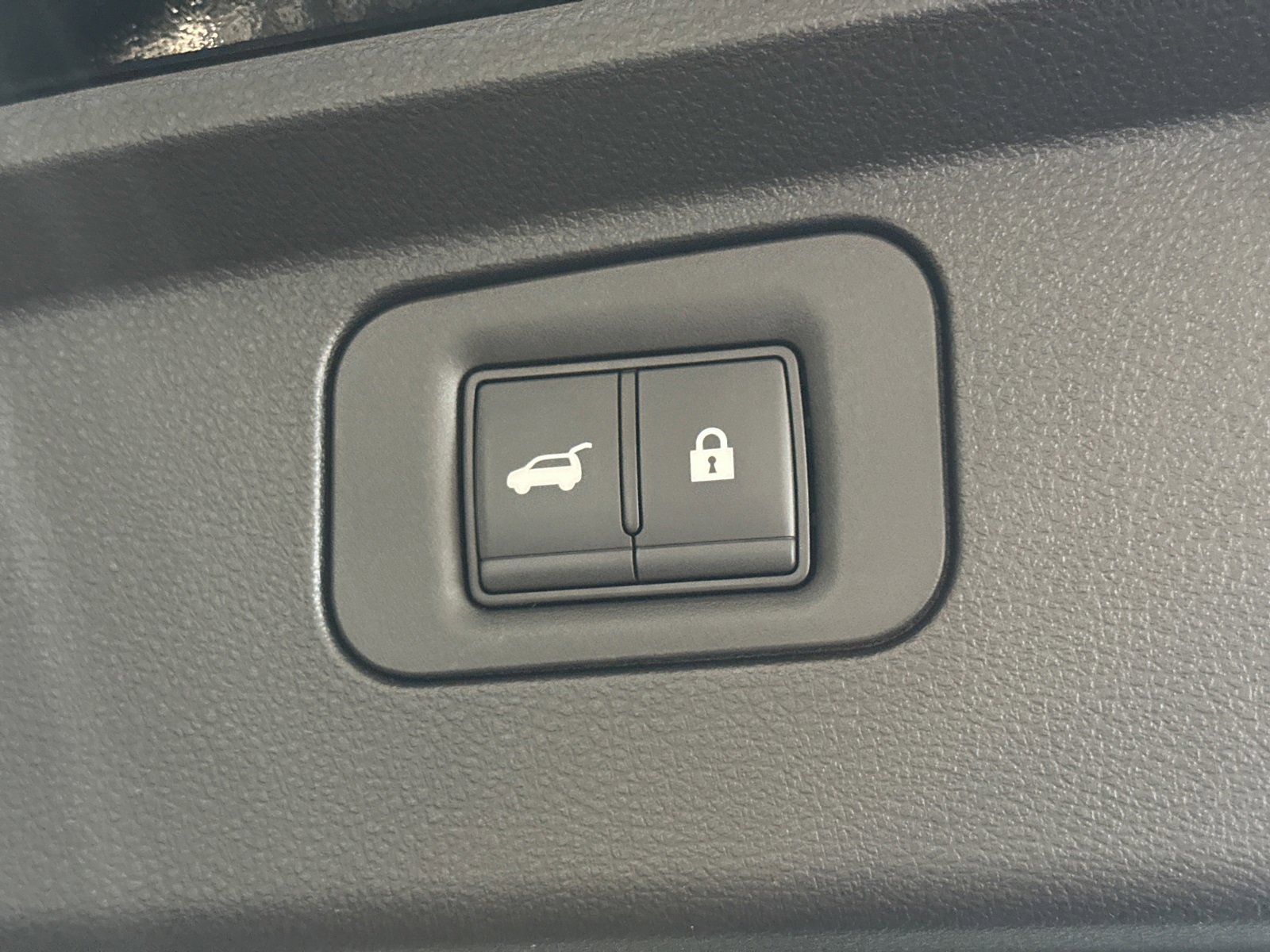 New 2025 Nissan Armada Platinum Reserve w/ Convenience Package image 18