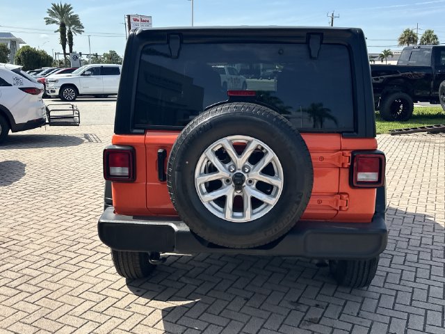 Used 2023 Jeep Wrangler Unlimited Sport AWD/4WD image 6