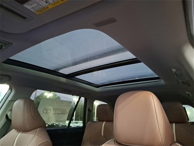 New 2026 Toyota Grand Highlander Platinum image 9
