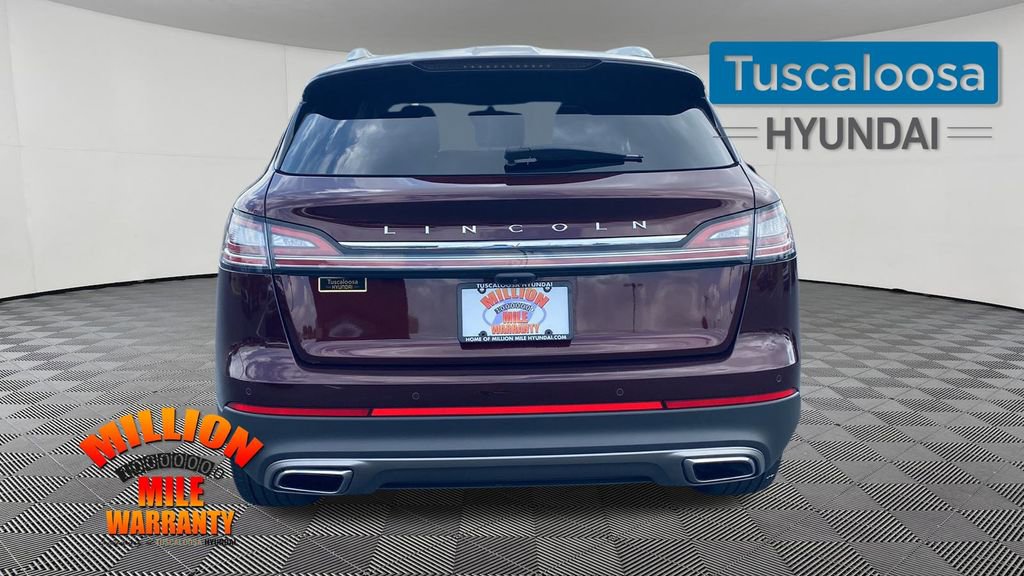 Used 2022 Lincoln Nautilus Reserve w/ Equipment Group 201A image 8