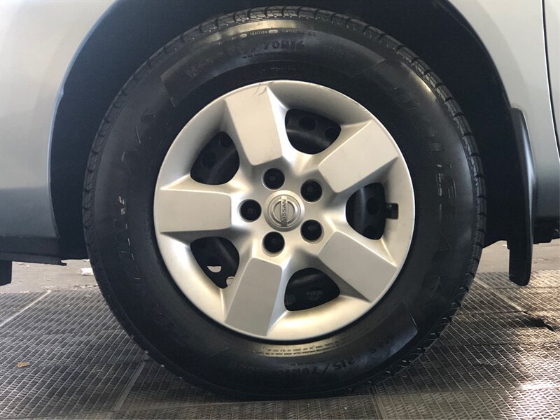 Used 2014 Nissan Rogue S w/ Convenience Package FWD image 18