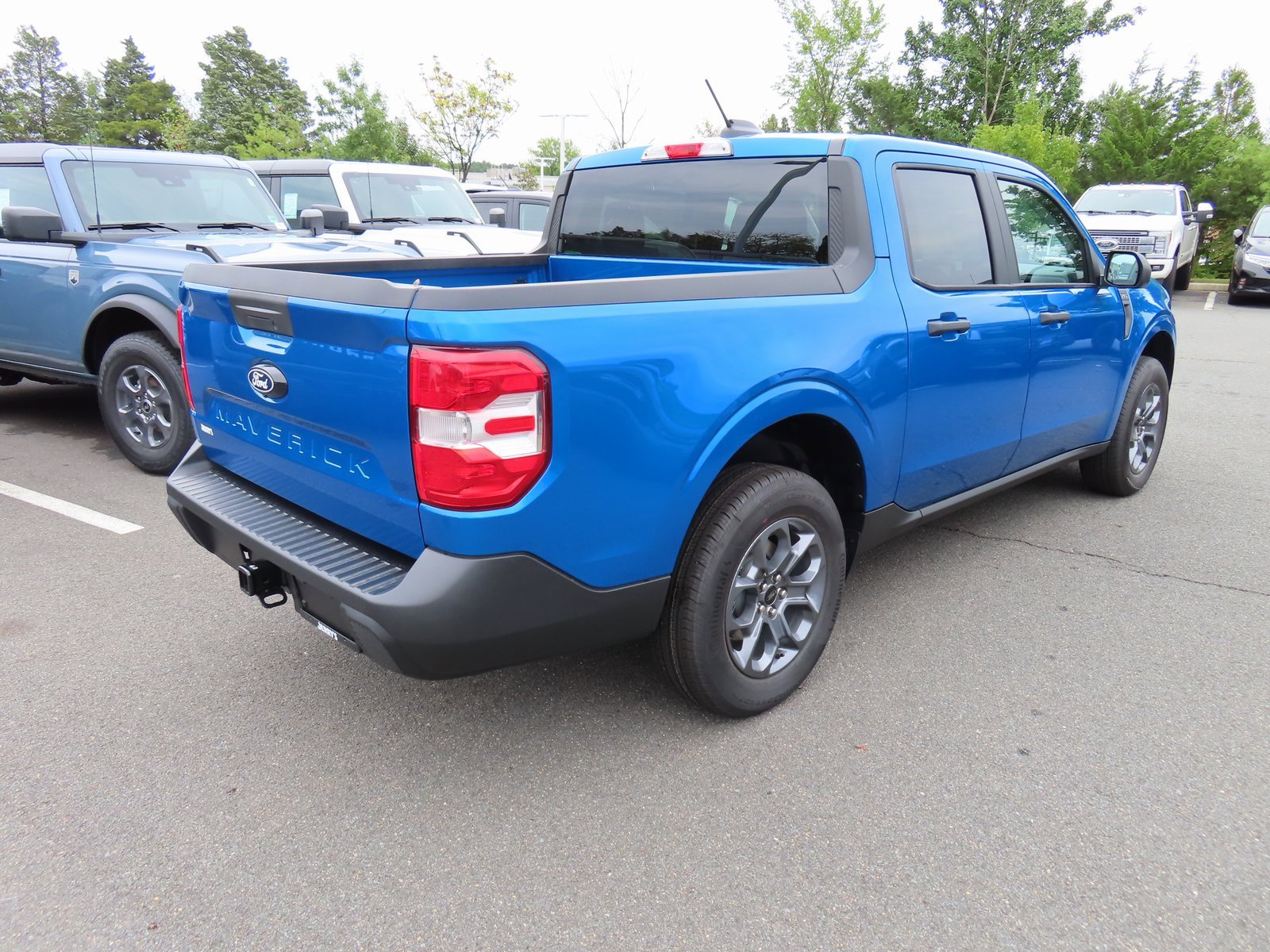 New 2025 Ford Maverick XLT w/ Equipment Group 302A image 4