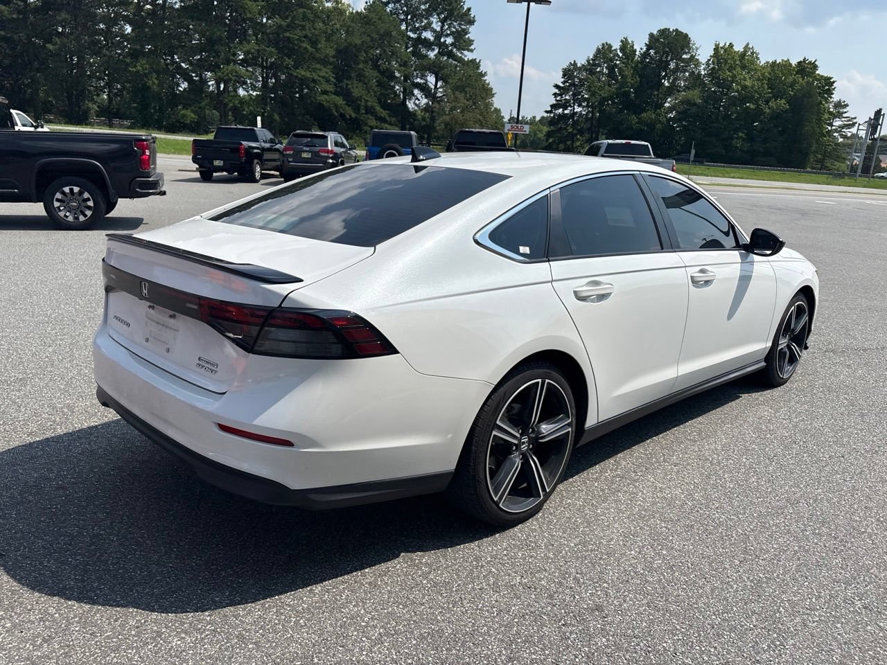 Used 2023 Honda Accord Sport image 7