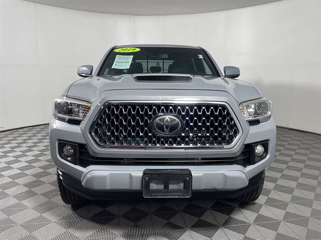 Used 2019 Toyota Tacoma TRD Sport w/ Technology Package AWD/4WD video 2