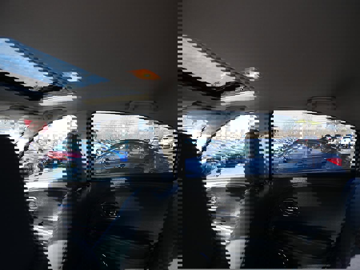 Used 2019 Honda HR-V Touring image 22