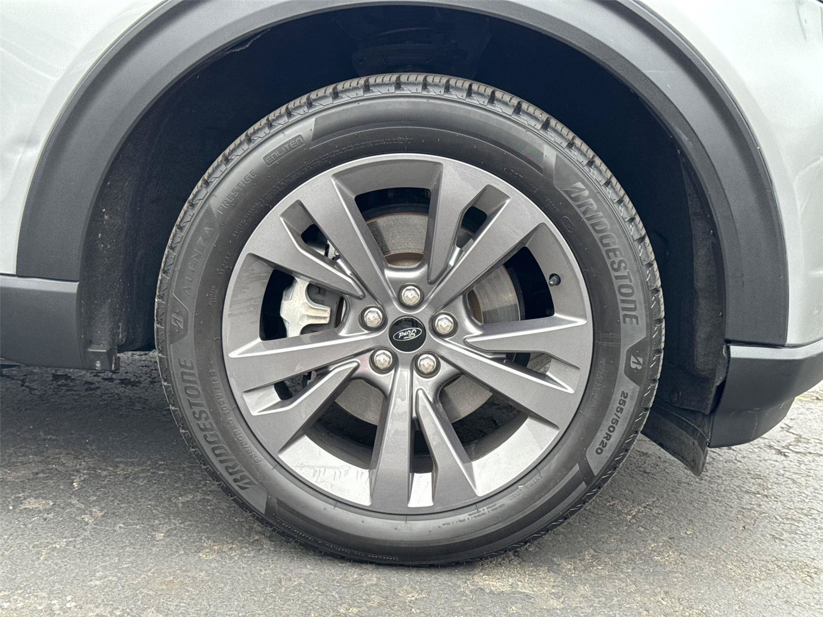 Certified 2023 Ford Explorer XLT w/ Equipment Group 202A RWD image 6