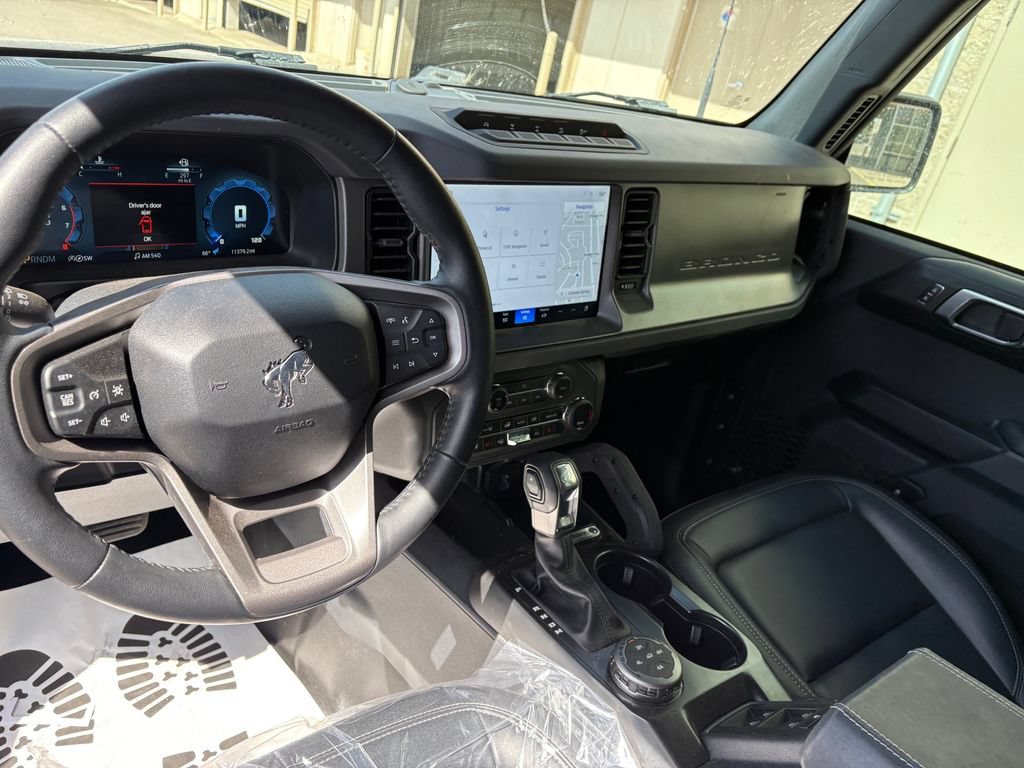 Certified 2025 Ford Bronco Badlands w/ Sasquatch Package AWD/4WD image 17
