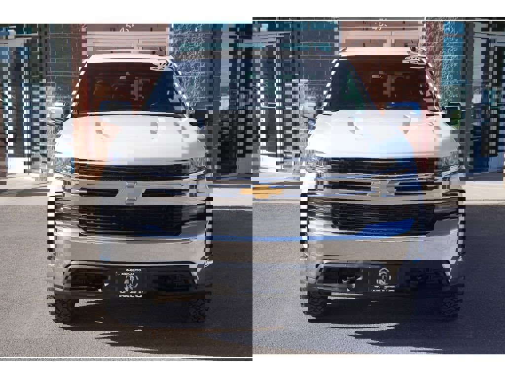 Used 2020 Chevrolet Silverado 1500 LT w/ Remote Start Package image 2