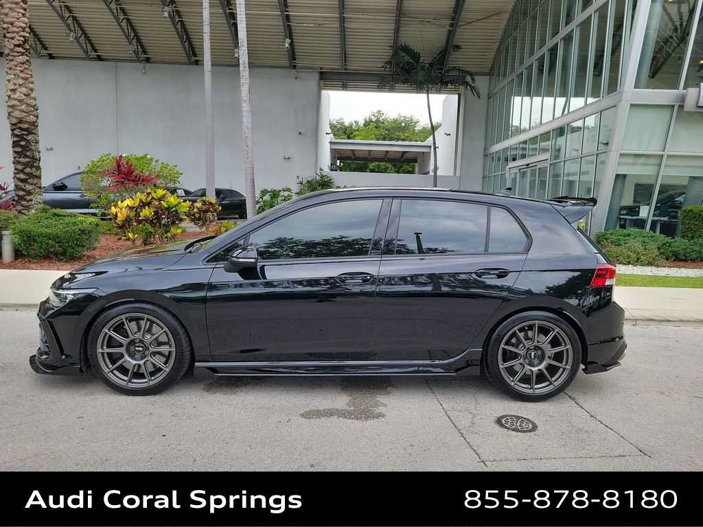 Used 2025 Volkswagen Golf R Black Edition AWD/4WD image 11