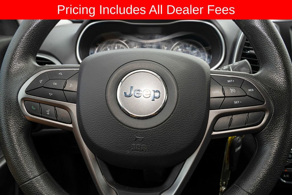 Used 2021 Jeep Cherokee Latitude AWD/4WD image 16