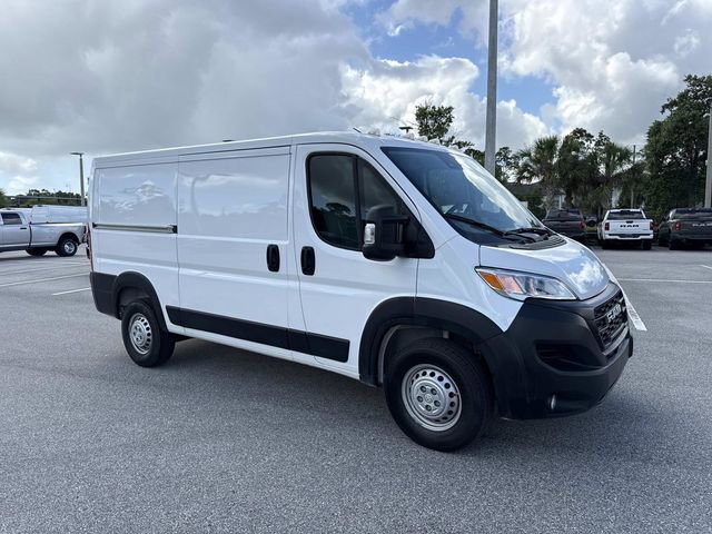 Used 2025 RAM ProMaster 2500 w/ Convenience Group FWD image 1