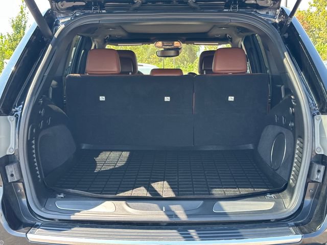 Used 2019 Jeep Grand Cherokee Summit AWD/4WD image 19