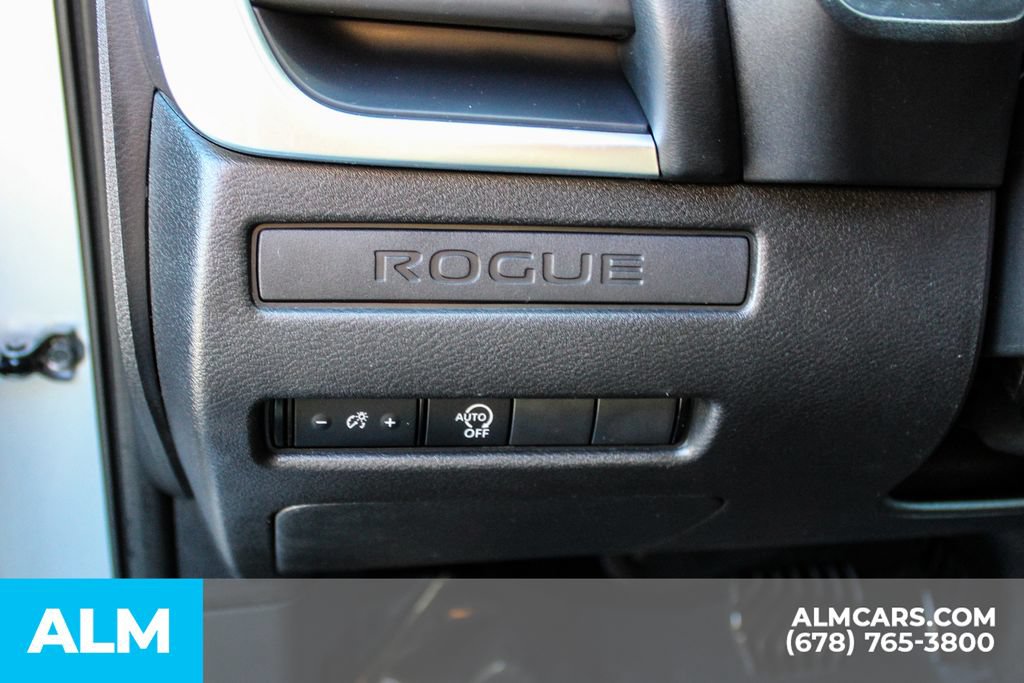 Used 2024 Nissan Rogue S FWD image 30