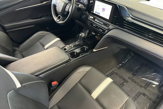 Certified 2025 Toyota Camry SE FWD image 19