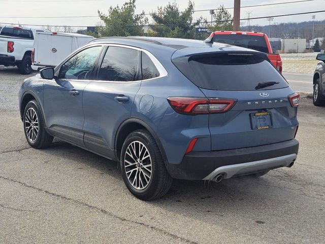 Used 2025 Ford Escape SE w/ PHEV Premium Package image 3