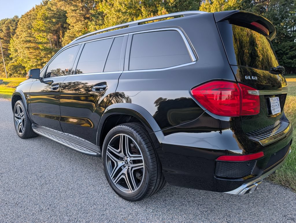 Used 2015 Mercedes-Benz GL 63 AMG 4MATIC image 3