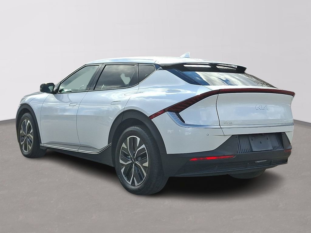 Used 2024 Kia EV6 Light image 4