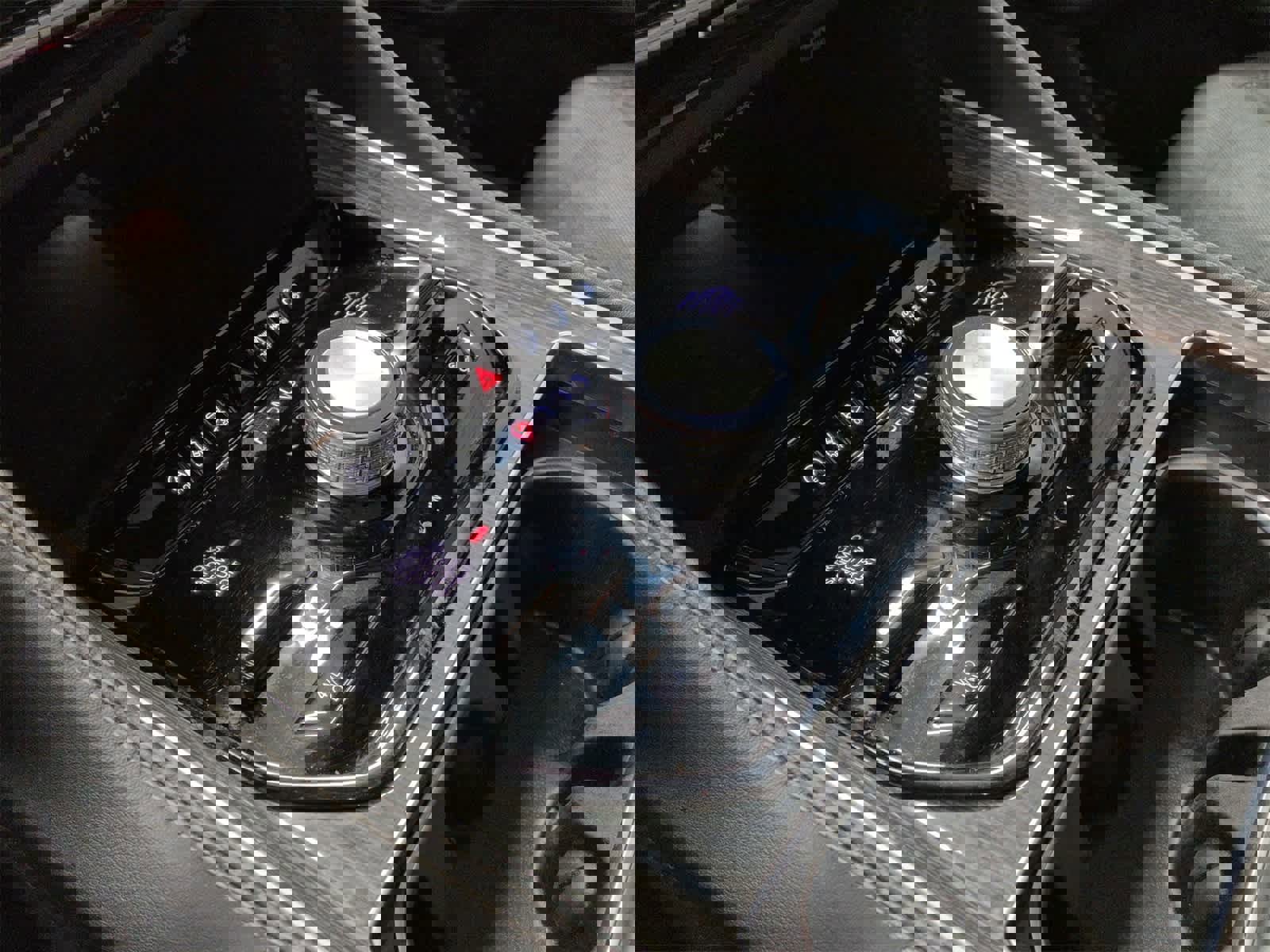 Used 2022 Jeep Wagoneer Series III w/ Premium Group I image 35