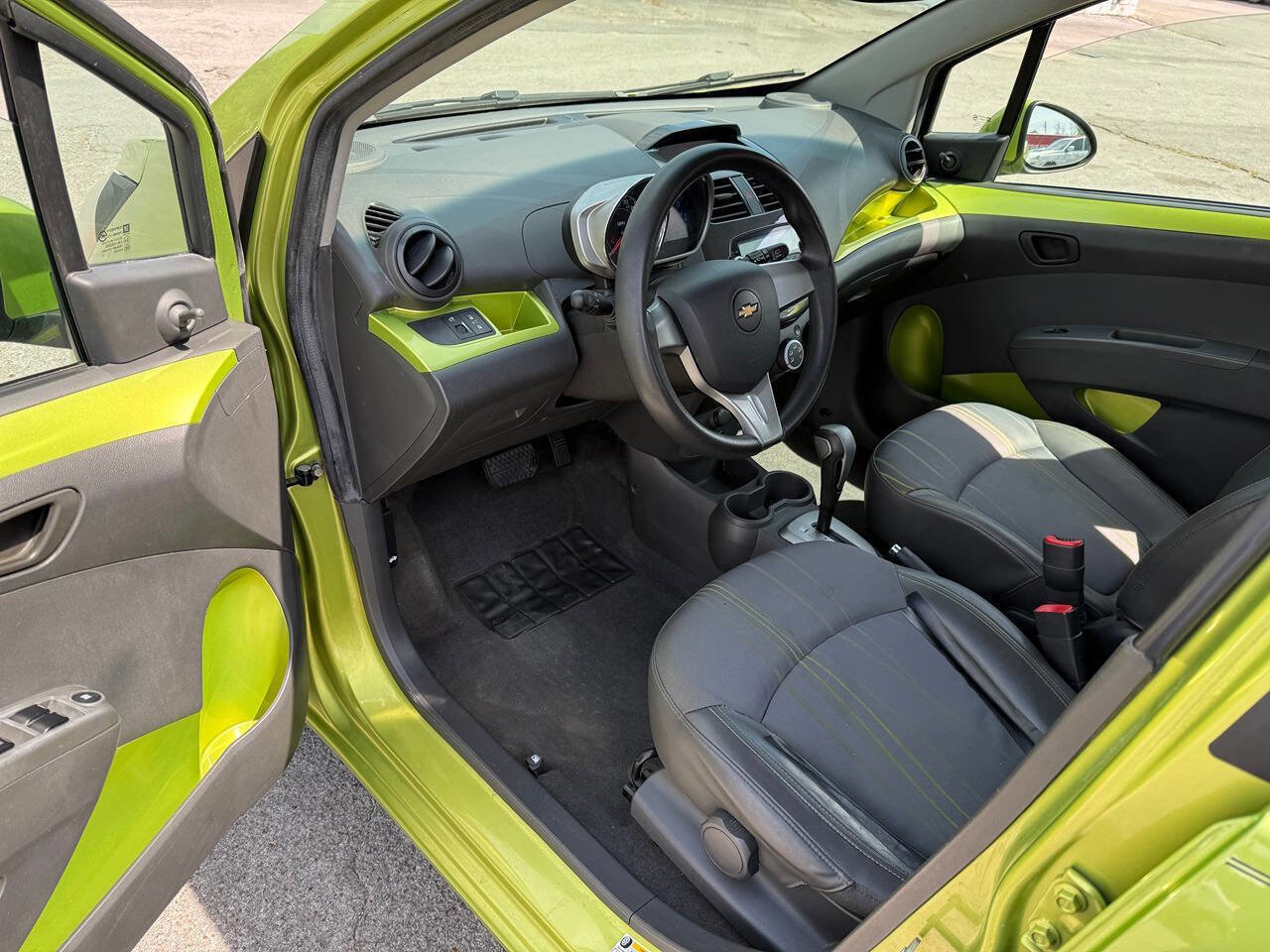 Used 2013 Chevrolet Spark LS image 22