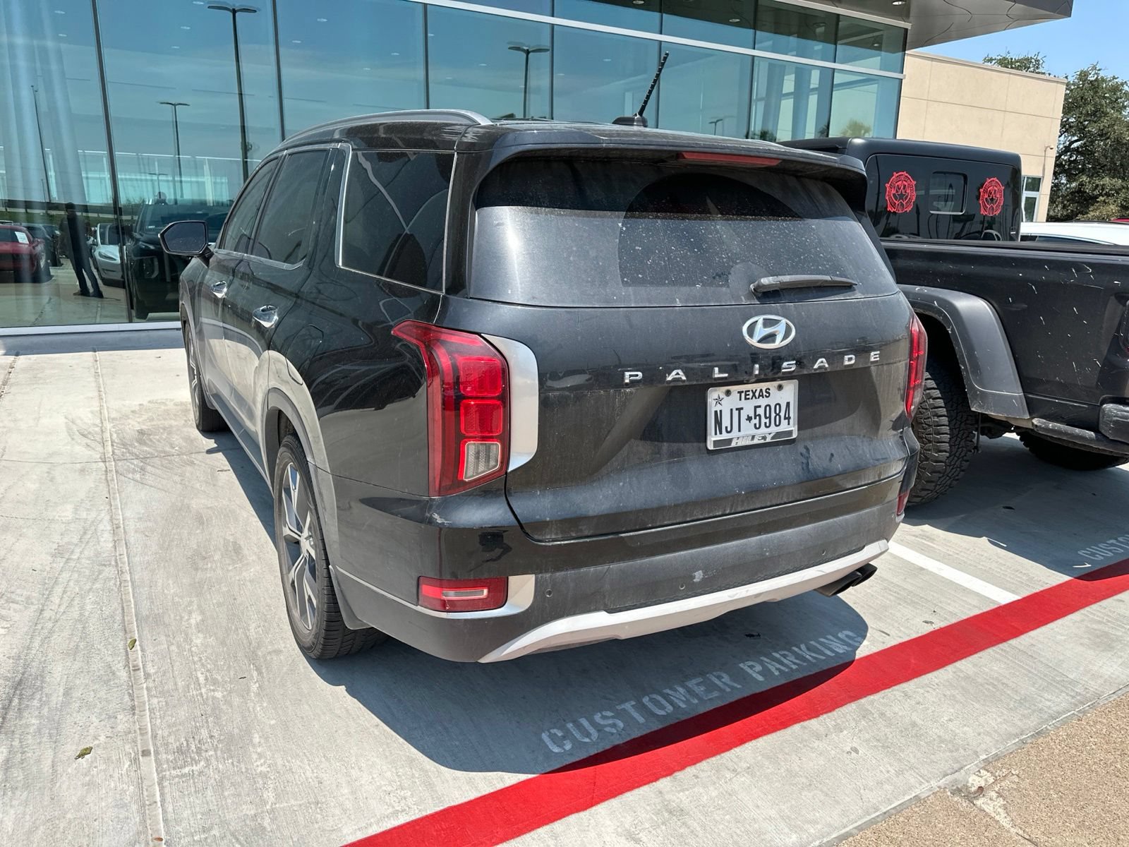Used 2020 Hyundai Palisade SEL w/ Premium Package FWD image 9
