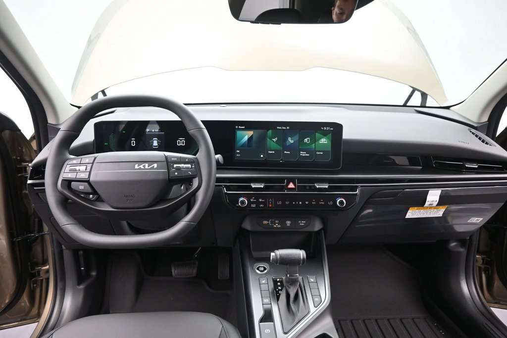 New 2027 Kia Niro LX FWD image 39