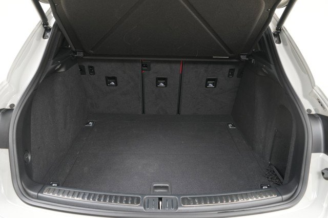 Used 2023 Porsche Macan image 65