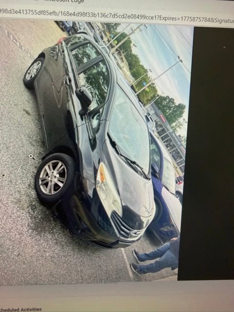 Used 2014 Nissan Versa Note SV w/ Sport Value Package image 2
