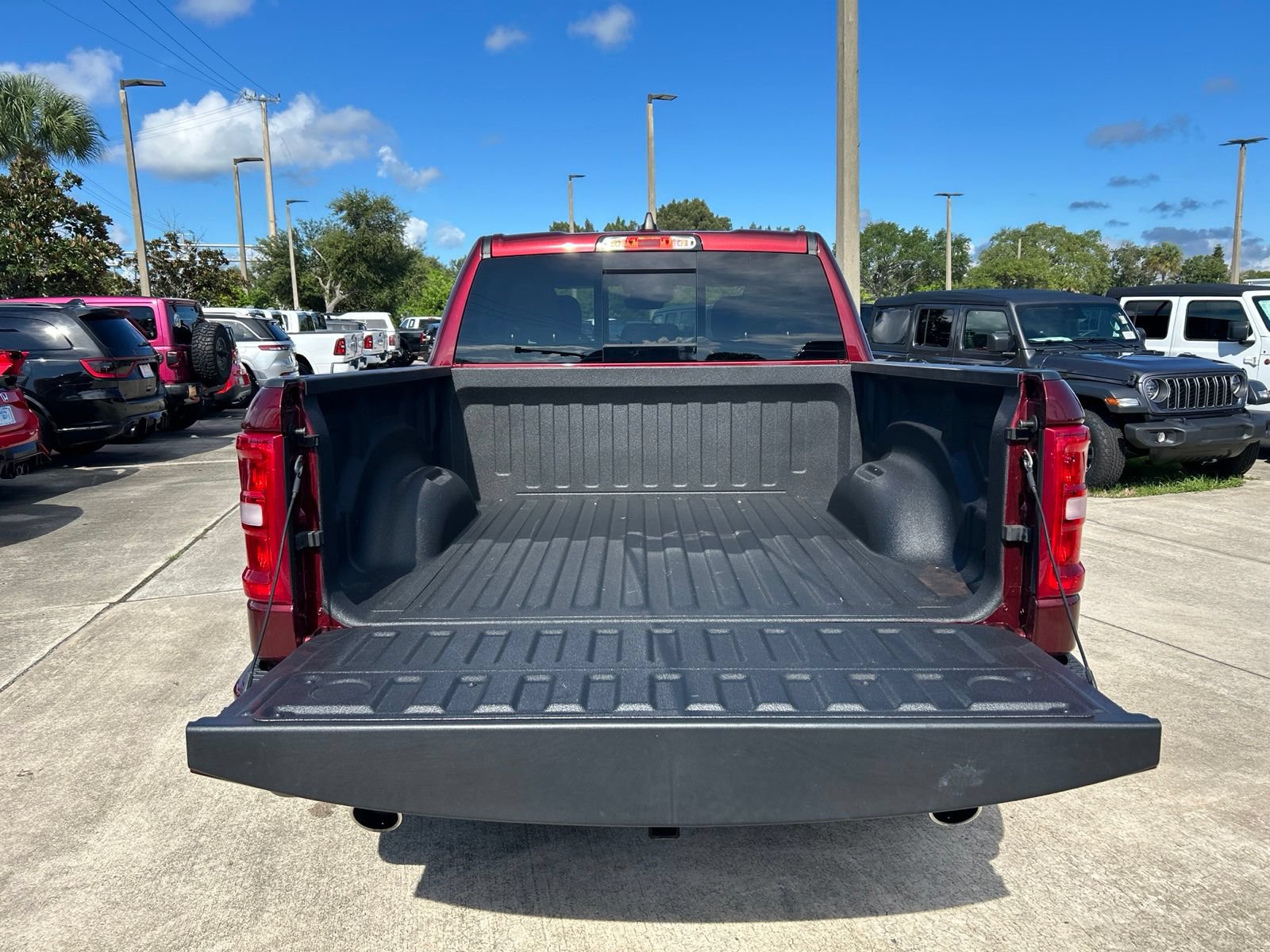 Used 2025 RAM 1500 Big Horn AWD/4WD image 37