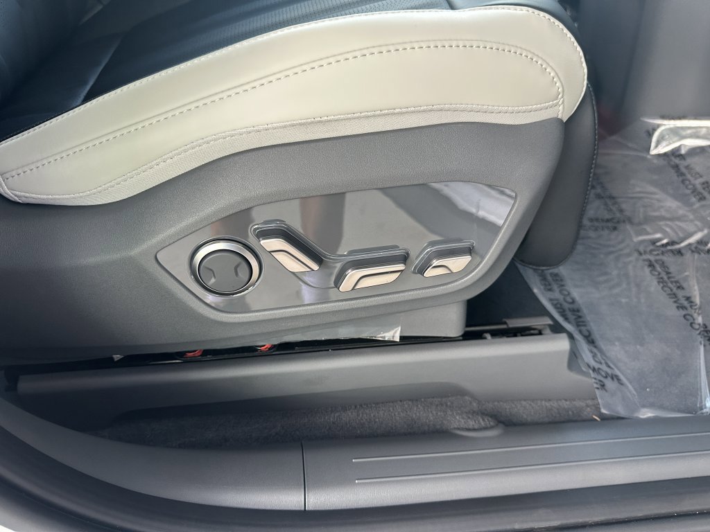 Used 2025 Kia EV9 GT-Line image 39