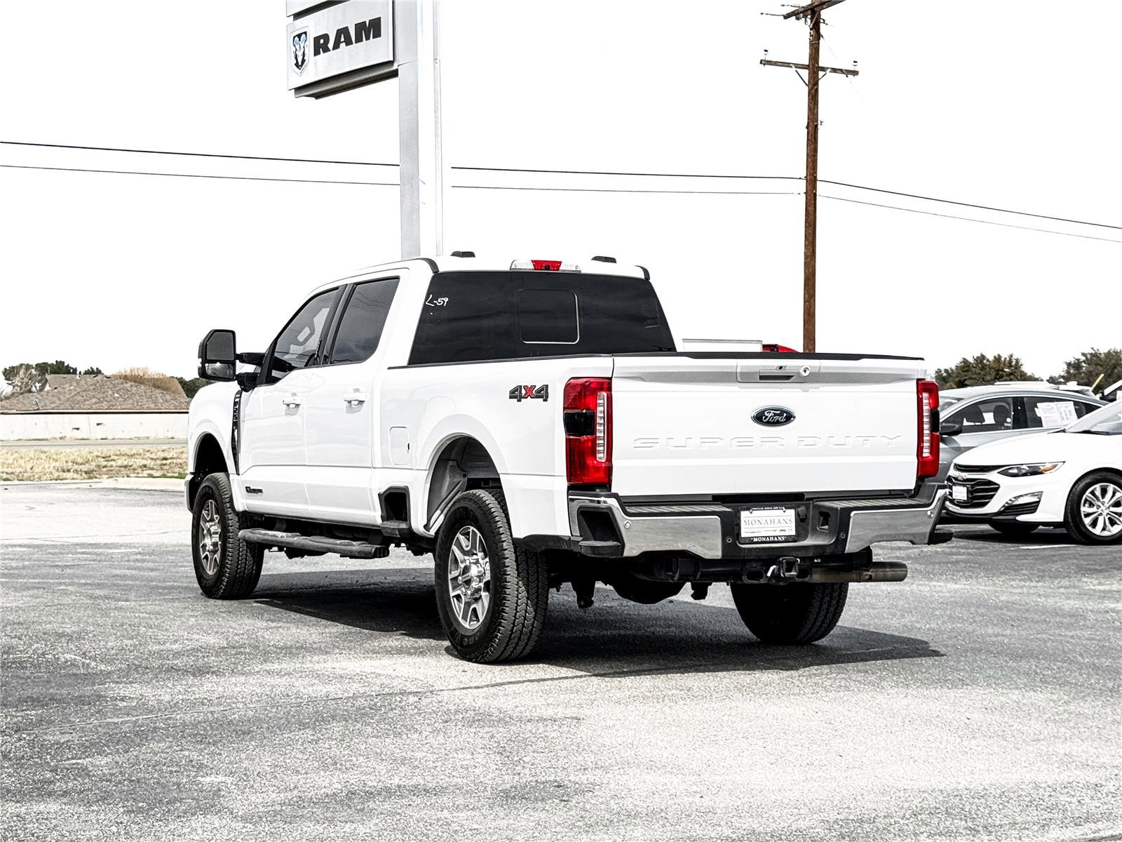 Used 2024 Ford F250 Lariat AWD/4WD image 9