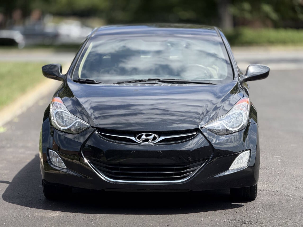 Used 2013 Hyundai Elantra GLS w/ Preferred Pkg FWD image 4
