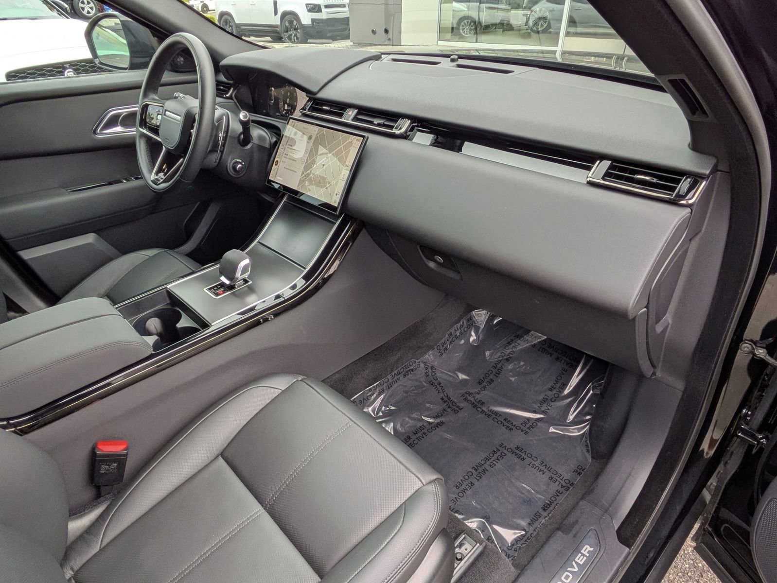 Used 2026 Land Rover Range Rover Velar S image 32