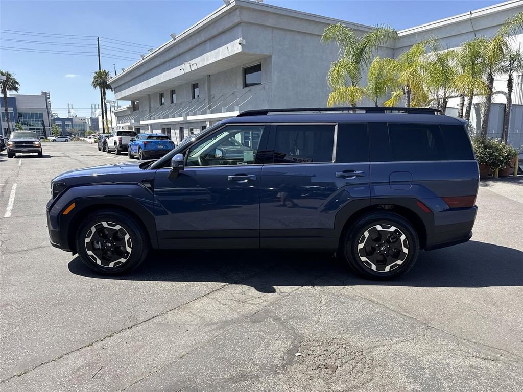 Used 2025 Hyundai Santa Fe SEL image 6