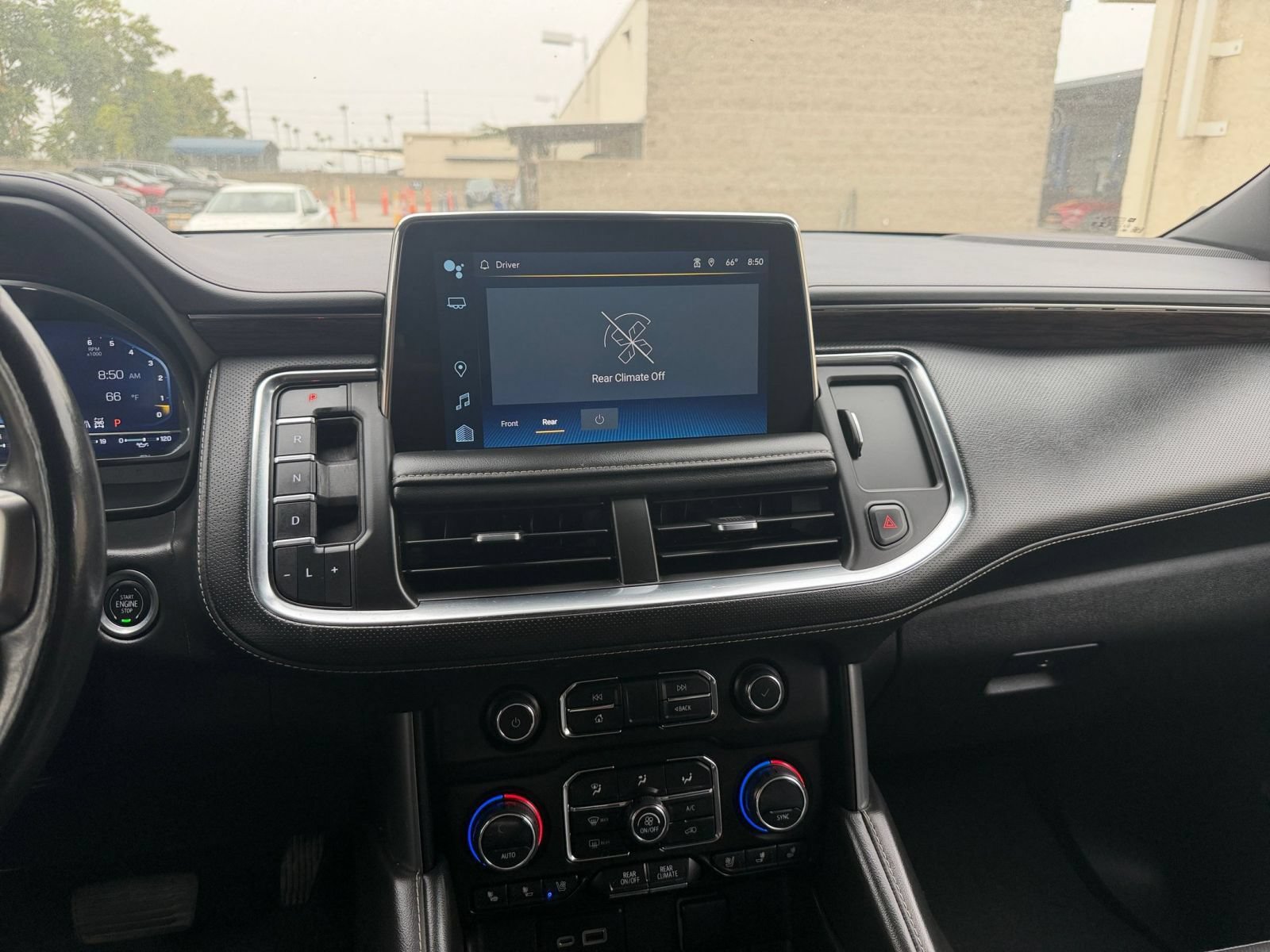 Used 2023 Chevrolet Suburban Premier AWD/4WD image 17