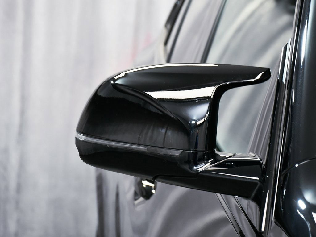 Used 2026 BMW X5 M60i image 86