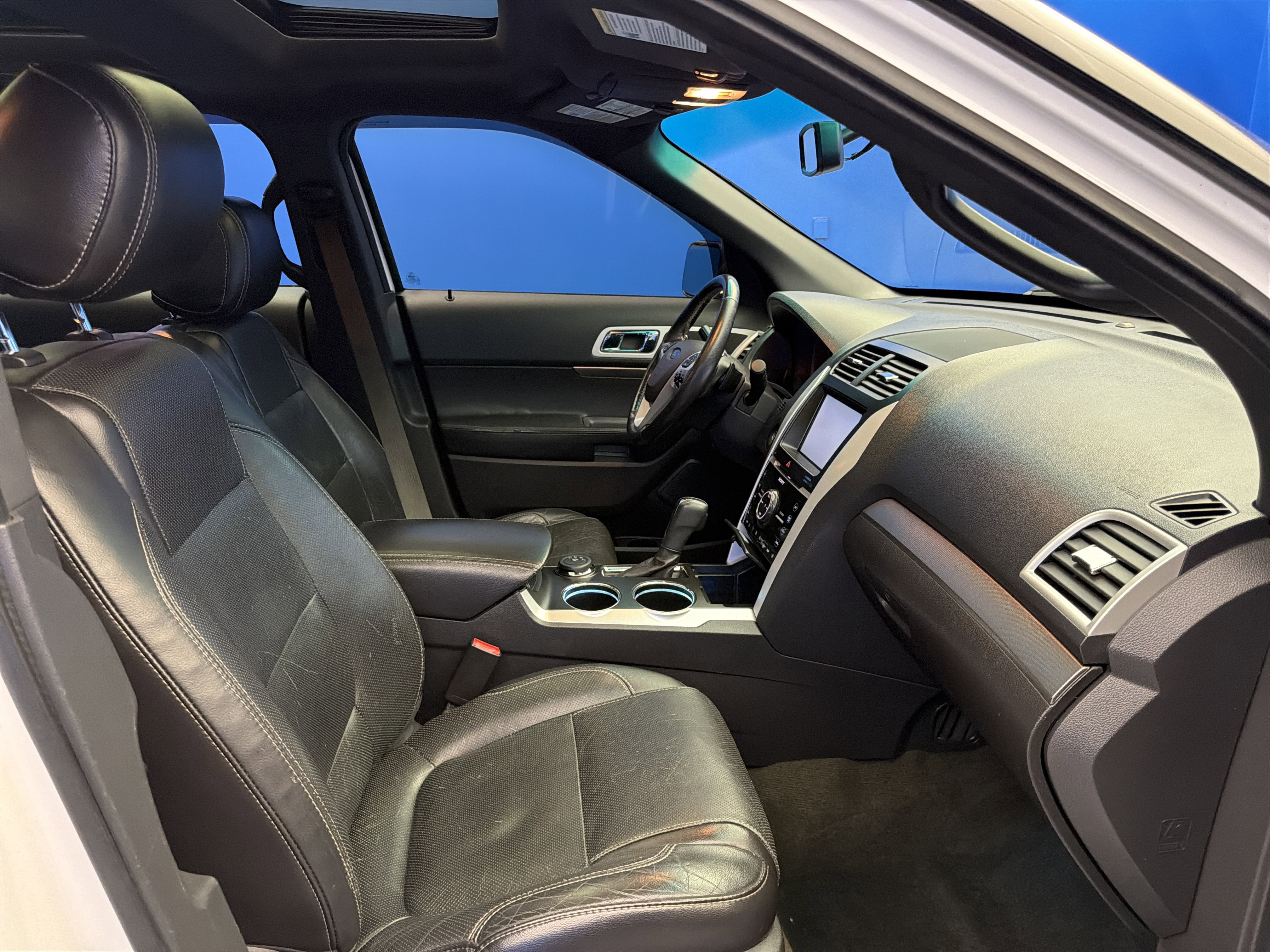 Used 2013 Ford Explorer Sport AWD/4WD image 24