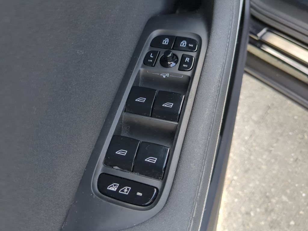Used 2024 Polestar Polestar 2 AWD/4WD image 18