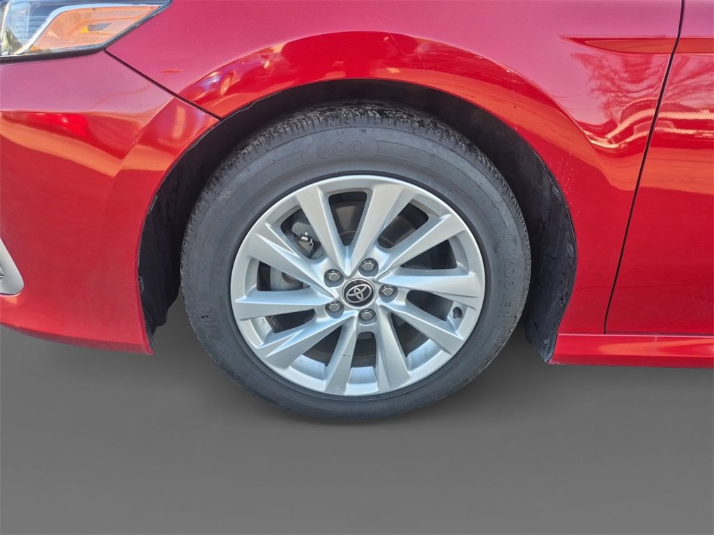 Used 2023 Toyota Camry LE image 14
