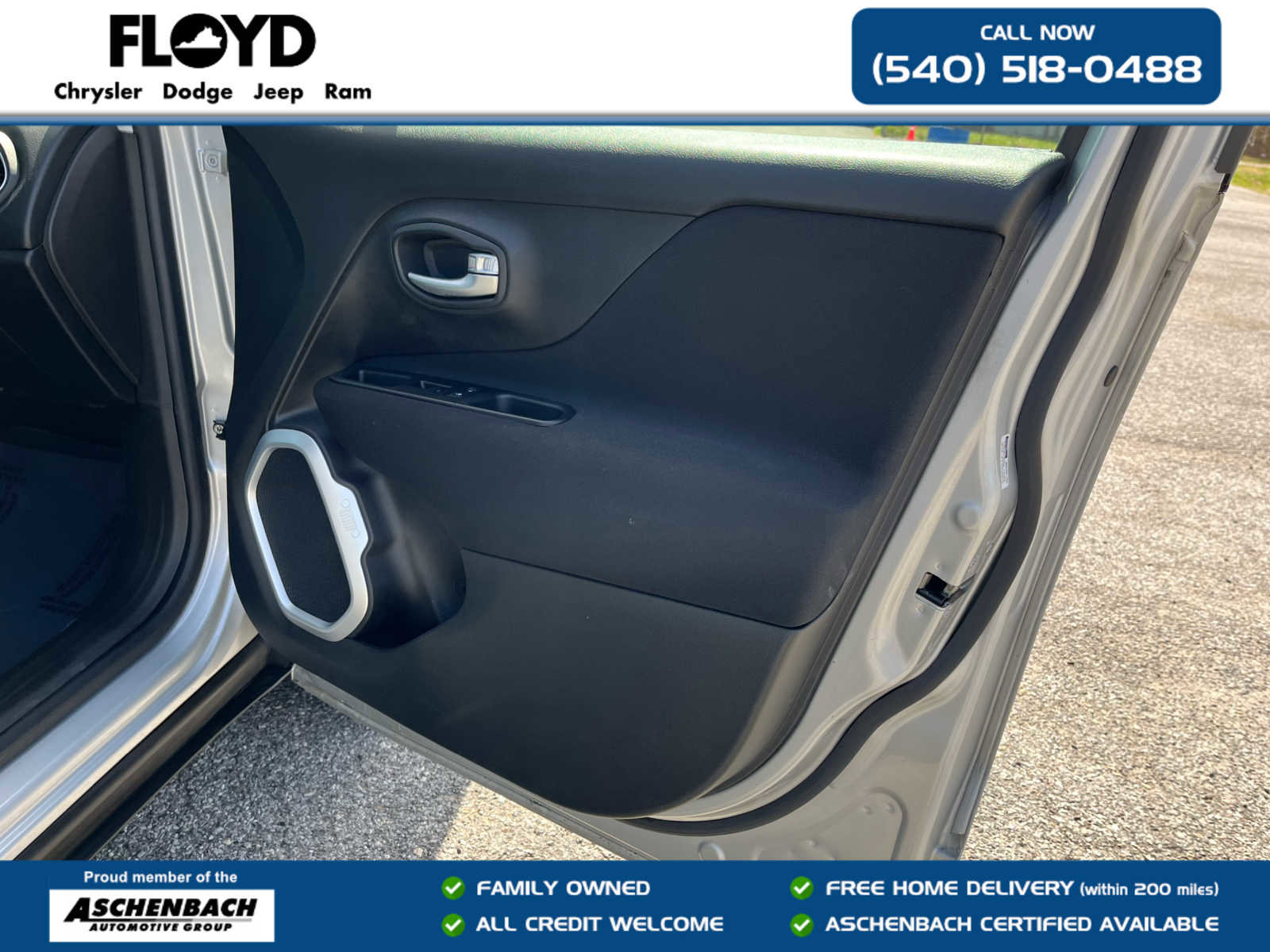 Used 2021 Jeep Renegade Sport image 30