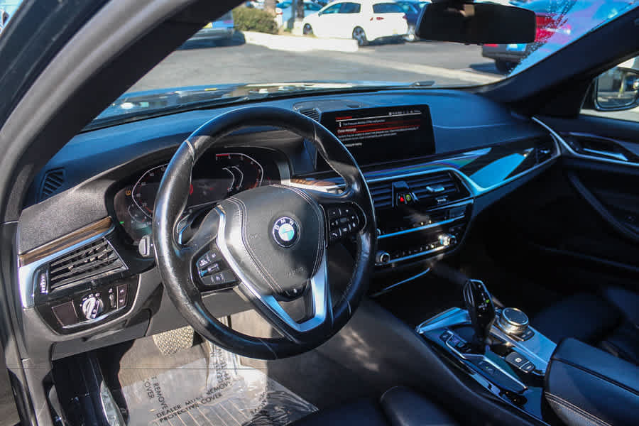 Used 2020 BMW 530i xDrive w/ Convenience Package AWD/4WD image 22