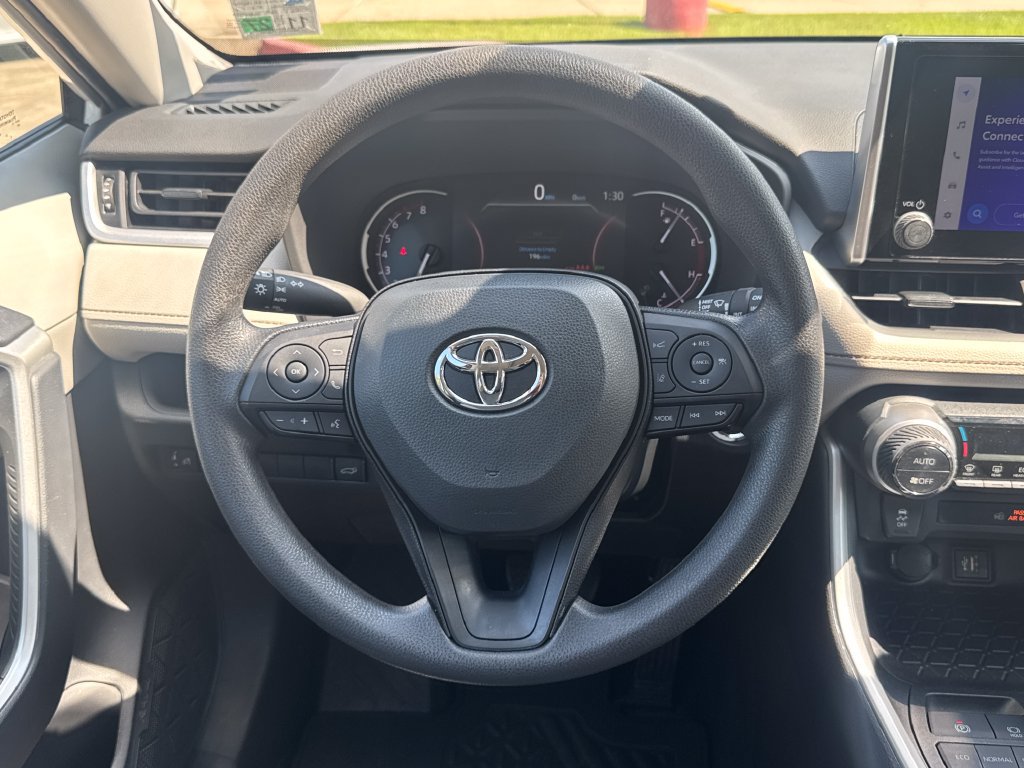 Used 2023 Toyota RAV4 XLE w/ Convenience Package FWD image 17