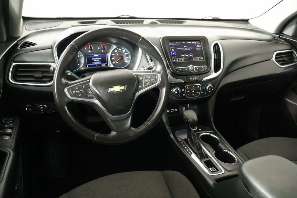 Used 2022 Chevrolet Equinox LT image 2