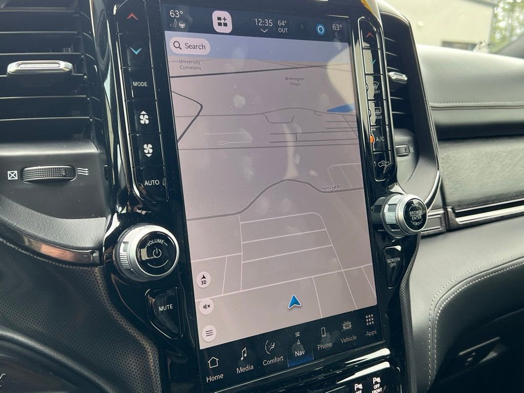 Used 2024 RAM 2500 Limited image 13