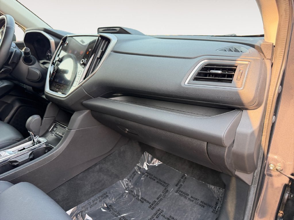 Used 2023 Subaru Ascent Limited w/ Technology Package AWD/4WD image 27