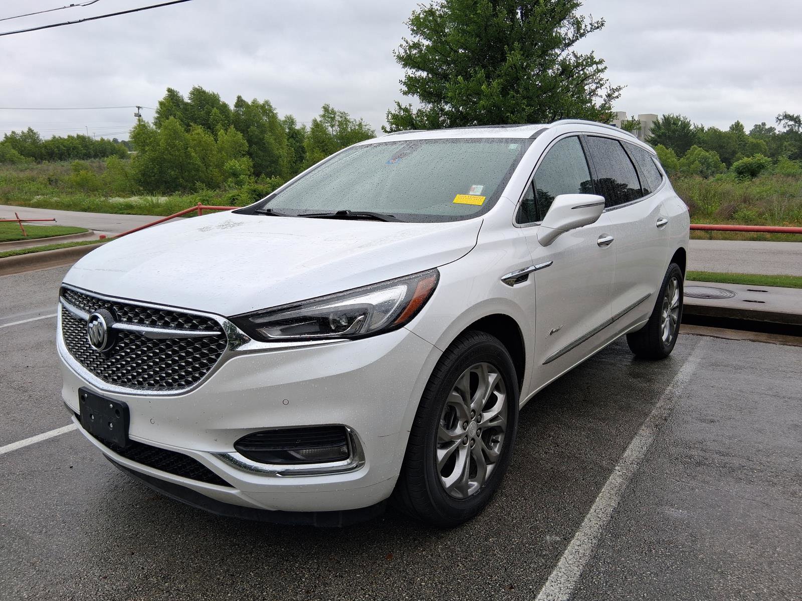 Used 2021 Buick Enclave Avenir w/ LPO, Floor Liner Package FWD image 2