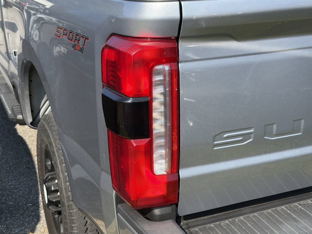 Used 2024 Ford F250 XLT w/ XLT Premium Package AWD/4WD image 13