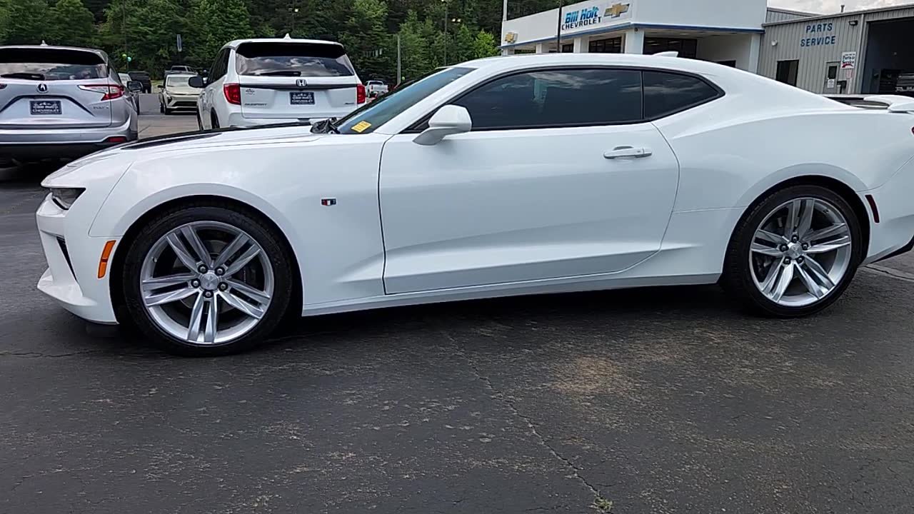 Used 2017 Chevrolet Camaro SS RWD image 1