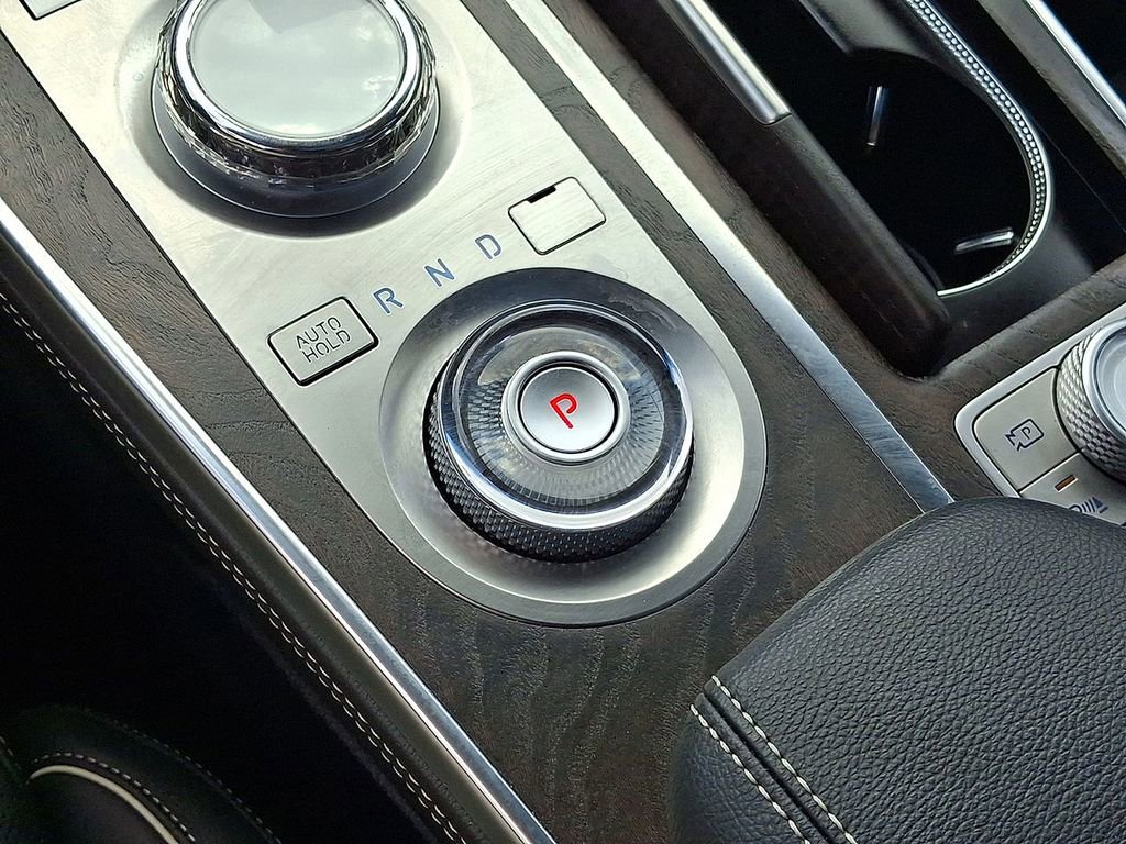 Used 2024 Genesis GV80 2.5T w/ Prestige Package image 12